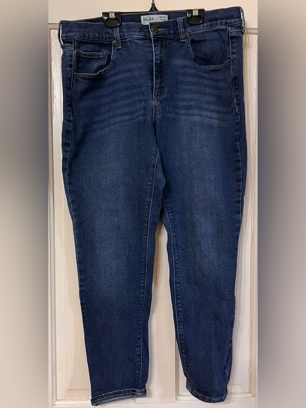 Mudd Women's Dark Wash Skinny Jeans - Picture 1 of 7
